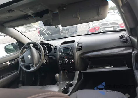 2011 Kia Sorento Lx из США, поврежденный, VIN 5XYKTCA16BG187010